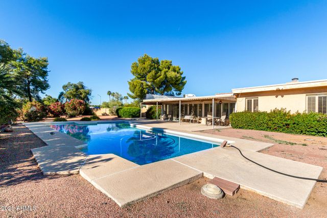 8129 E CHARTER OAK Drive, Scottsdale, AZ 85260