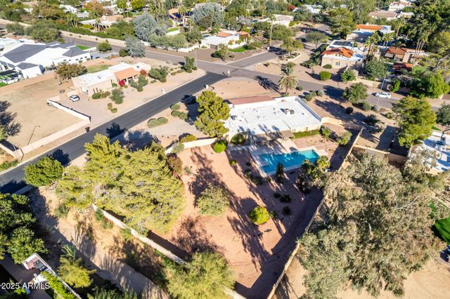 8129 E CHARTER OAK Drive, Scottsdale, AZ 85260