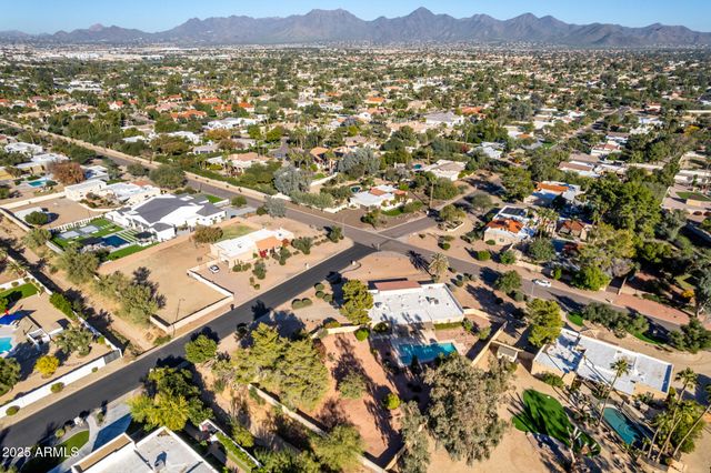 8129 E CHARTER OAK Drive, Scottsdale, AZ 85260