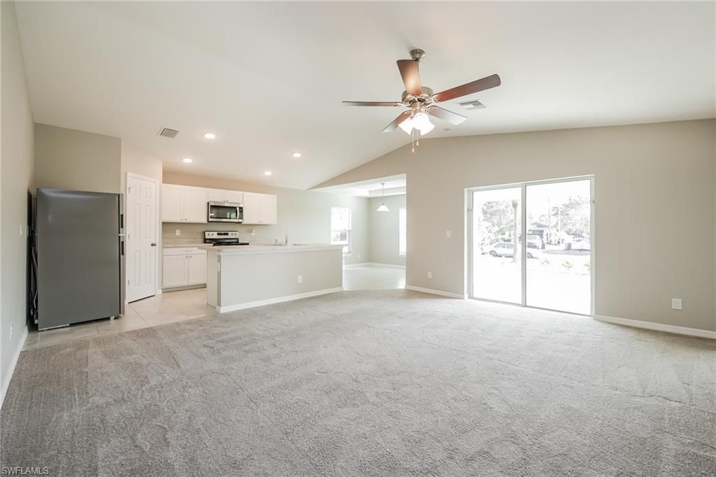 3807 8th ST SW, LEHIGH ACRES, FL 33976 — photo 3