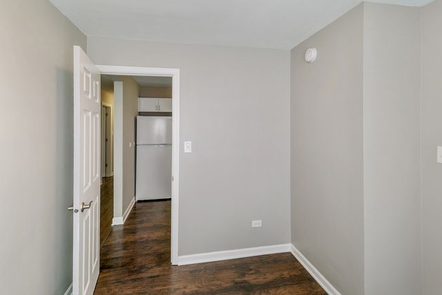 15403 Cherry Lane, Markham, IL 60428
