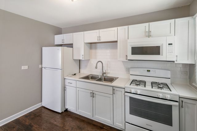 15403 Cherry Lane, Markham, IL 60428