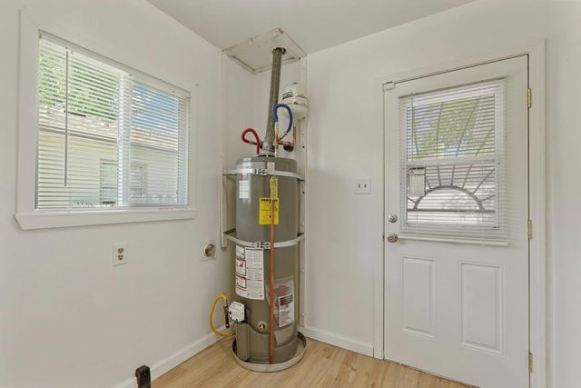 2135 Manchester Ave, Stockton, CA 95204