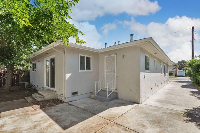 2135 Manchester Ave, Stockton, CA 95204
