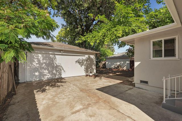 2135 Manchester Ave, Stockton, CA 95204