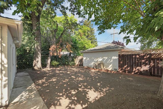 2135 Manchester Ave, Stockton, CA 95204