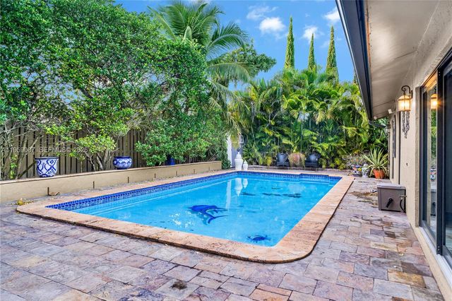 15830 SW 139th Ave, Miami, FL 33177