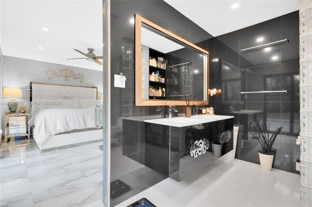 15830 SW 139th Ave, Miami, FL 33177