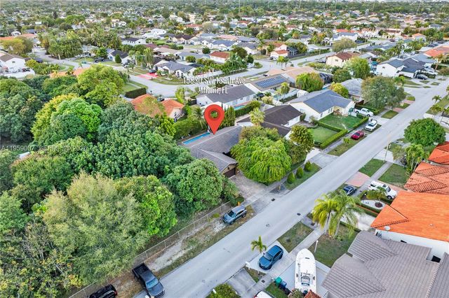 15830 SW 139th Ave, Miami, FL 33177