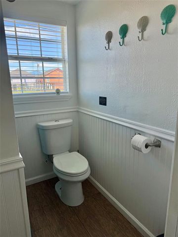 118 Sandpiper Avenue, Surfside Beach, TX 77541
