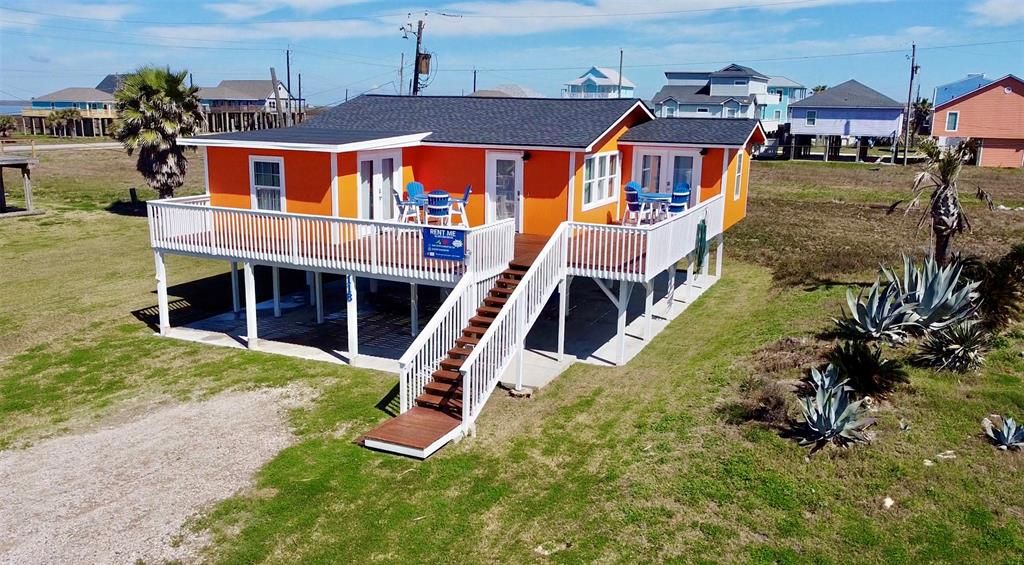 118 Sandpiper Avenue, Surfside Beach, TX 77541