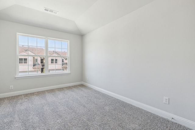 552 Hutchinson Lane, Lewisville, TX 75077