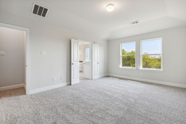 552 Hutchinson Lane, Lewisville, TX 75077