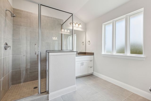 552 Hutchinson Lane, Lewisville, TX 75077