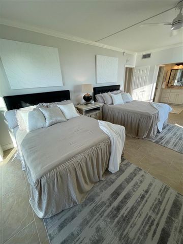 2301 GULF OF MEXICO DRIVE 11N, Longboat Key, FL 34228