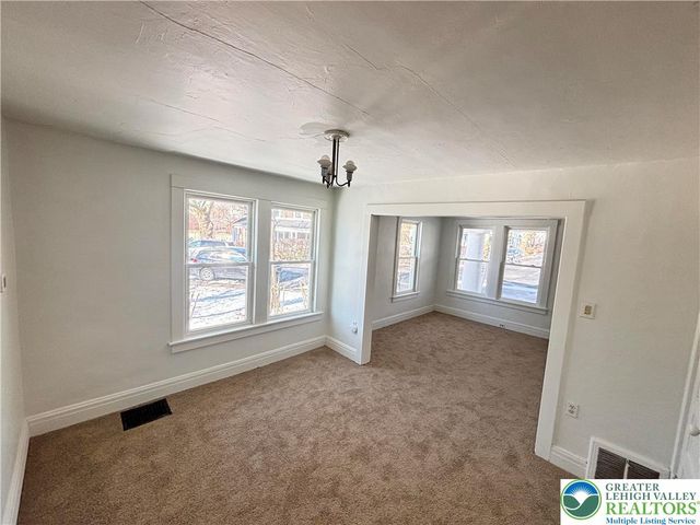 526 Park Place, Bethlehem City, PA 18018