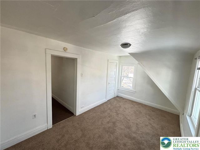 526 Park Place, Bethlehem City, PA 18018