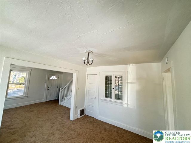 526 Park Place, Bethlehem City, PA 18018