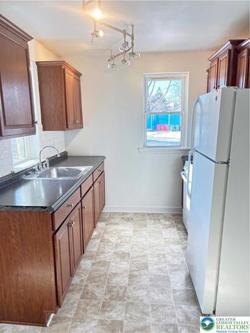 526 Park Place, Bethlehem City, PA 18018