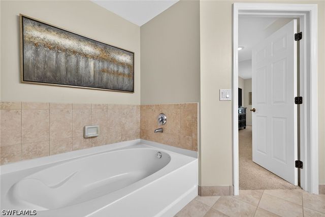 20170 Estero Gardens CIR 206, Estero, FL 33928