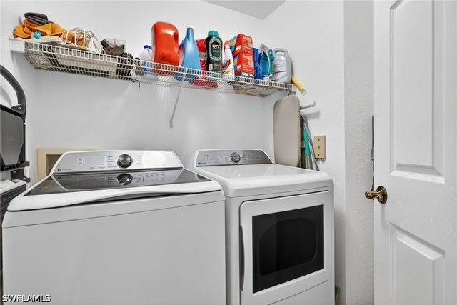 20170 Estero Gardens CIR 206, Estero, FL 33928