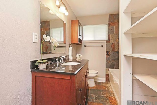 4240 Bea Dr, Baton Rouge, LA 70809