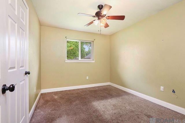 4240 Bea Dr, Baton Rouge, LA 70809