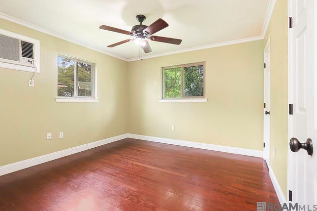 4240 Bea Dr, Baton Rouge, LA 70809
