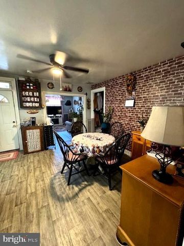 10 S 2ND ST, Dillsburg, PA 17019