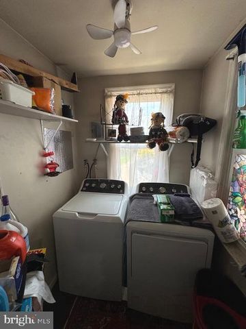 10 S 2ND ST, Dillsburg, PA 17019