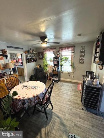 10 S 2ND ST, Dillsburg, PA 17019