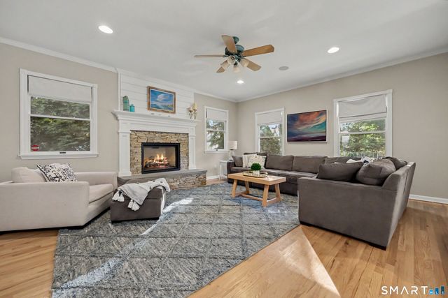 35 South Benson Commons, Fairfield, CT 06824