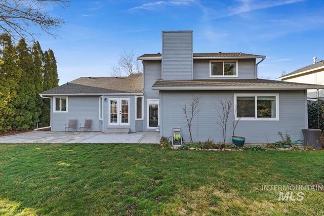 1544 E Falcon Rim Ct, Eagle, ID 83616