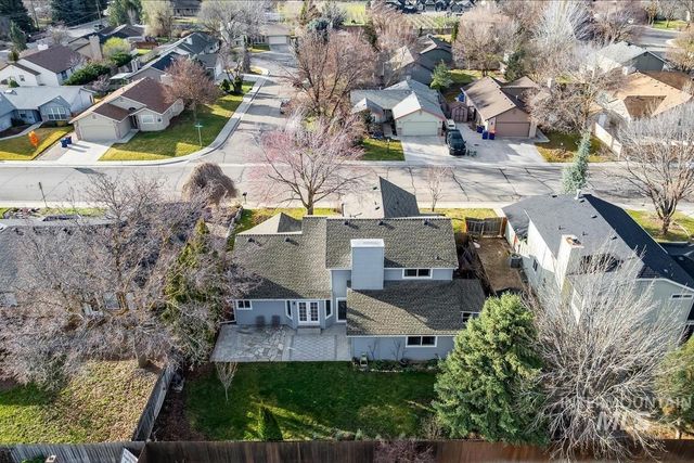 1544 E Falcon Rim Ct, Eagle, ID 83616