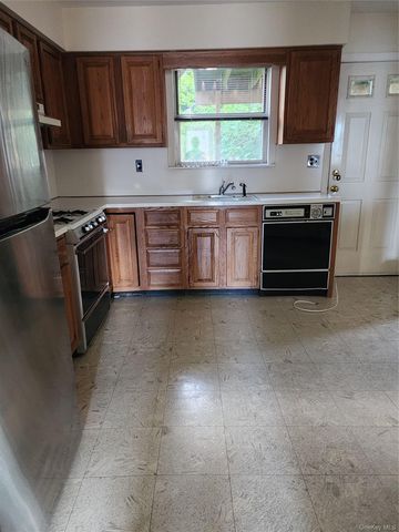 2681 Sheldon Place, Oceanside, NY 11572