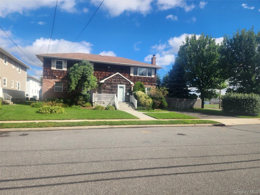2681 Sheldon Place, Oceanside, NY 11572 — exterior