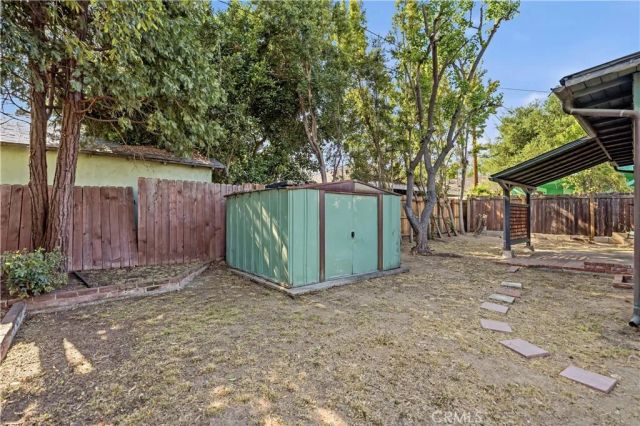165 S Meridith Avenue, Pasadena, CA 91106