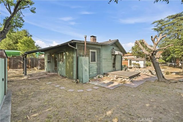 165 S Meridith Avenue, Pasadena, CA 91106