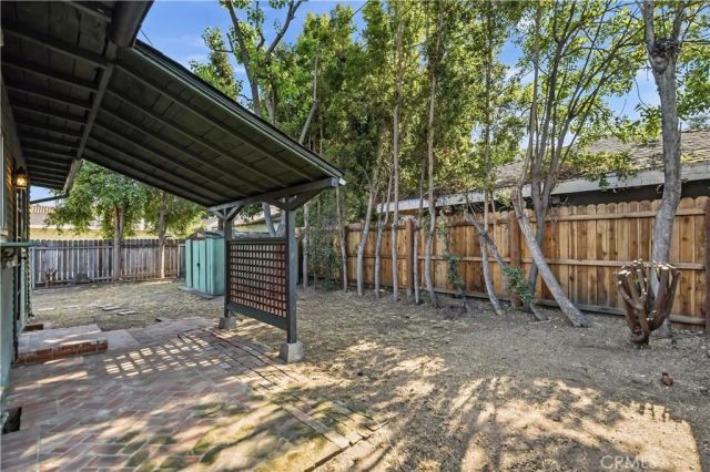 165 S Meridith Avenue, Pasadena, CA 91106
