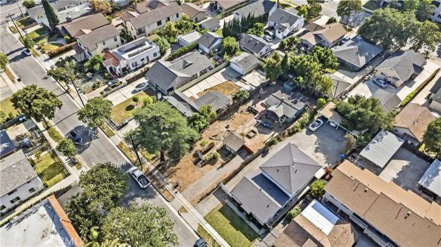 165 S Meridith Avenue, Pasadena, CA 91106