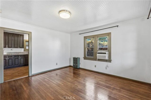 165 S Meridith Avenue, Pasadena, CA 91106