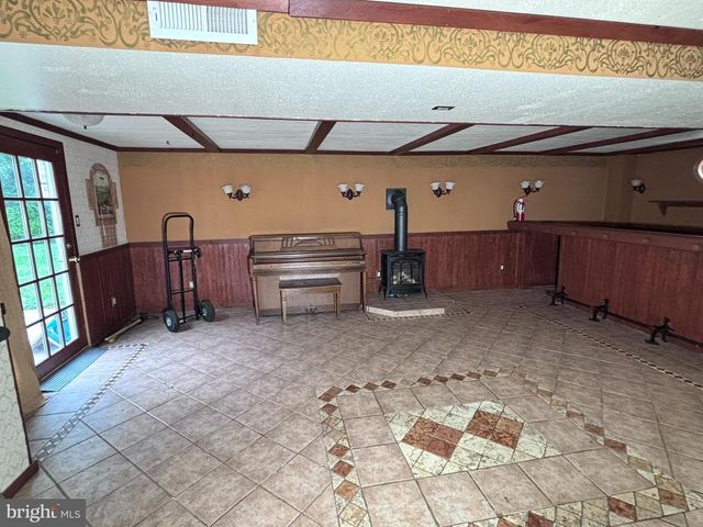 2350 N PARKVIEW DR, West Norriton, PA 19403