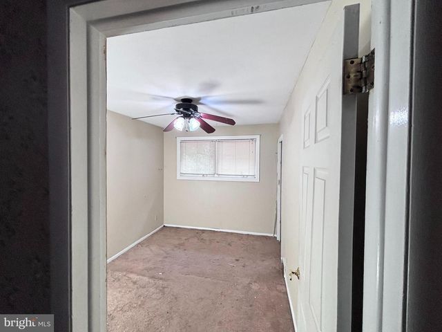 2350 N PARKVIEW DR, West Norriton, PA 19403