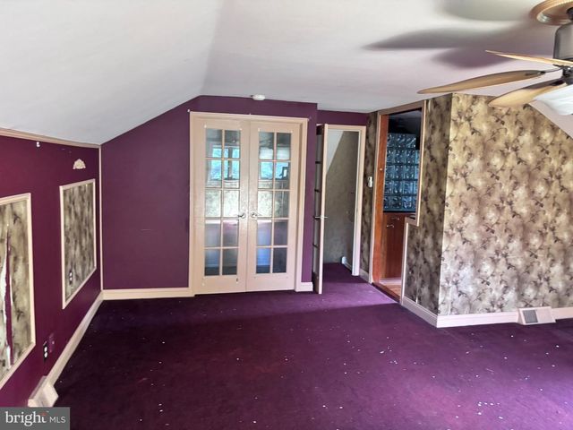 2350 N PARKVIEW DR, West Norriton, PA 19403
