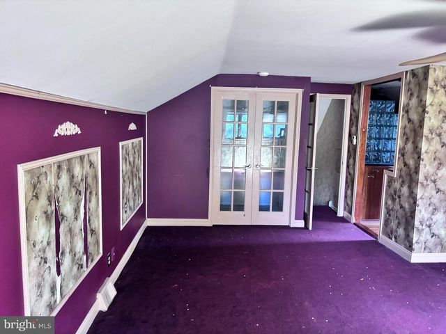 2350 N PARKVIEW DR, West Norriton, PA 19403