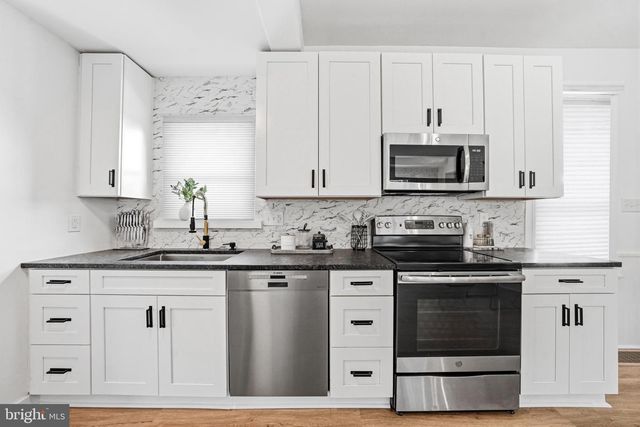 129 S CHURCH ST, Moorestown, NJ 08057