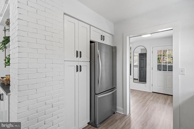 129 S CHURCH ST, Moorestown, NJ 08057