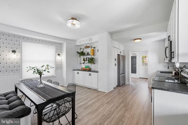 129 S CHURCH ST, Moorestown, NJ 08057