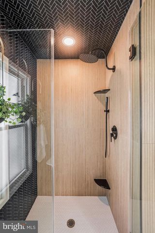 129 S CHURCH ST, Moorestown, NJ 08057