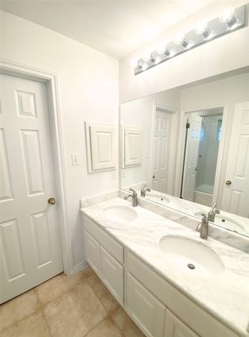 7804 Blue Lilly DR, Austin, TX 78759